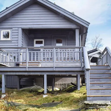 3 Bedroom Stunning In Semesterbostad *