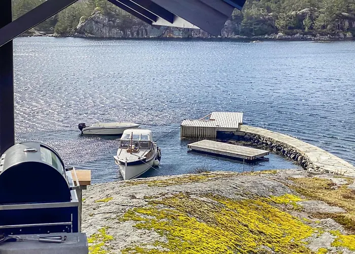 3 Bedroom Stunning In *